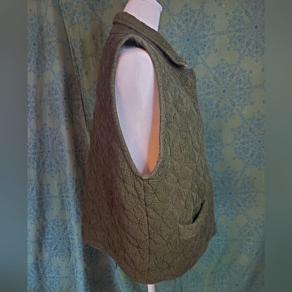 Eucalyptus Handmade In Guatemala Quilted Green Boho Vest, Size Medium - Picture 4 of 8